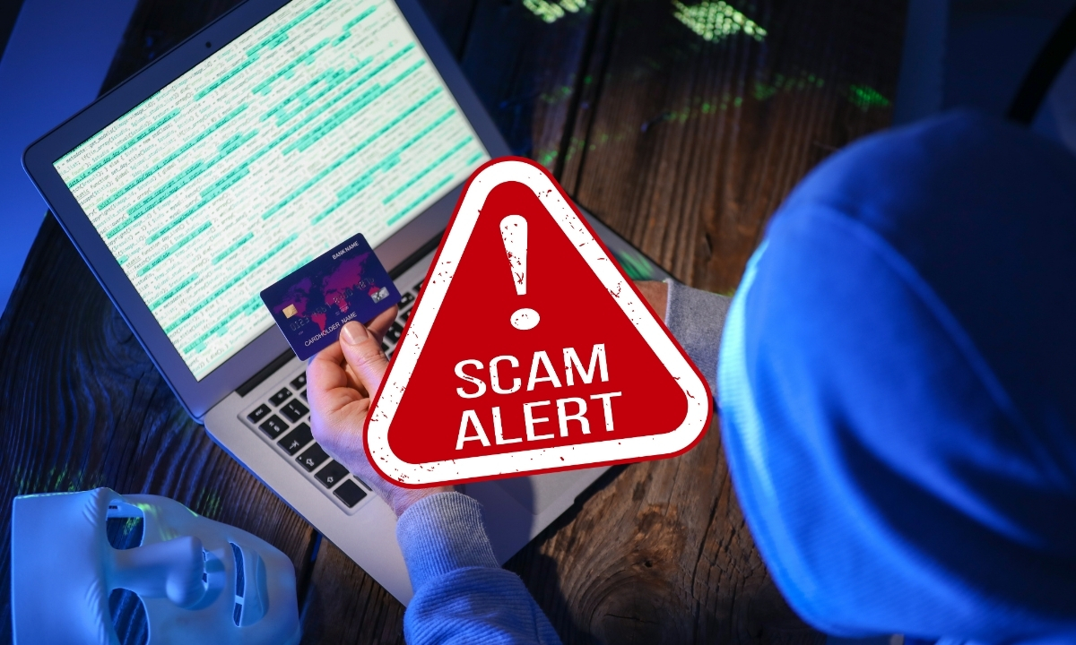 Cybersecurity alert graphic showing FBI warning Microsoft Teams, Outlook and OneDrive users about the Kali365 phishing scam.